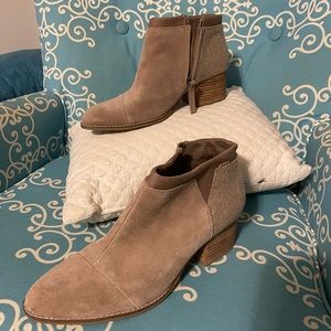 Tom’s Suede booties